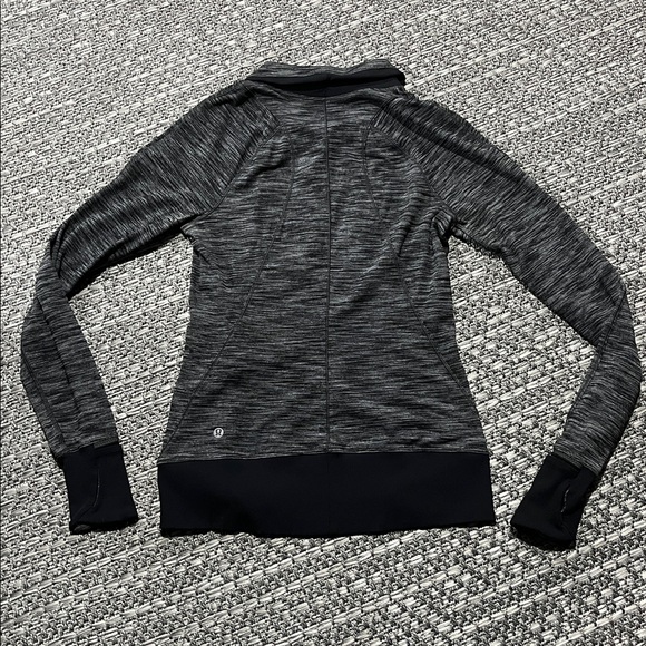 Lululemon | Quarter Zip Sweater - Picture 8 of 16